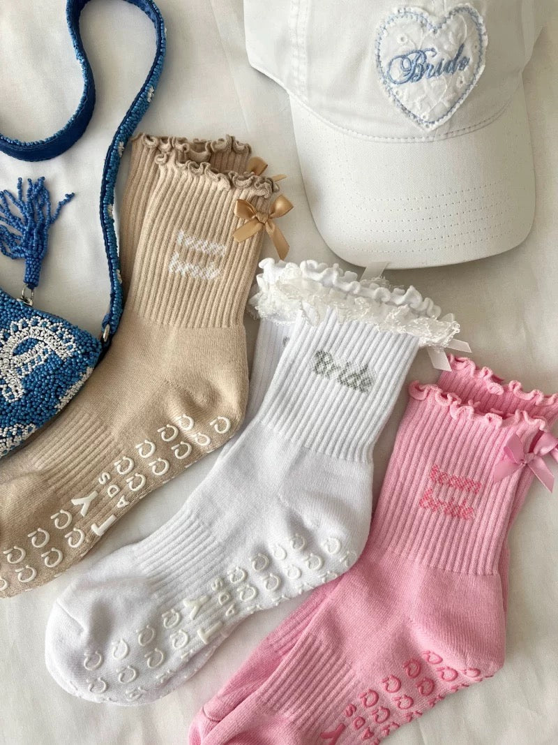 Ruffled Grip Socks – Women’s Pilates & Yoga Essentials