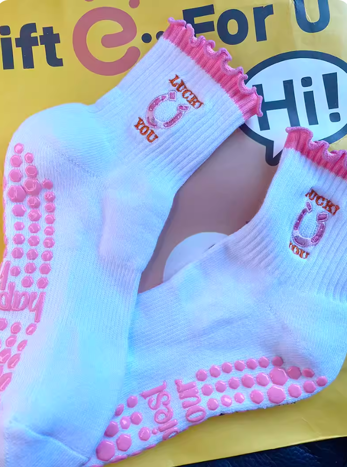 Women’s Non-Slip Studio Socks – Pilates, Barre & Yoga Essentials