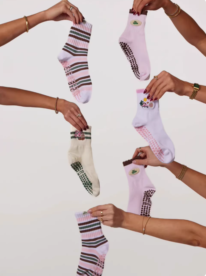 Women’s Non-Slip Studio Socks – Pilates, Barre & Yoga Essentials
