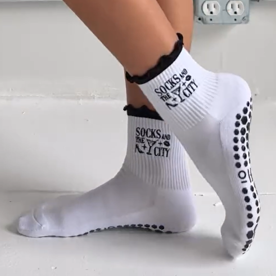 Women’s Non-Slip Grip Socks – Pilates, Yoga & Barre Studio Socks